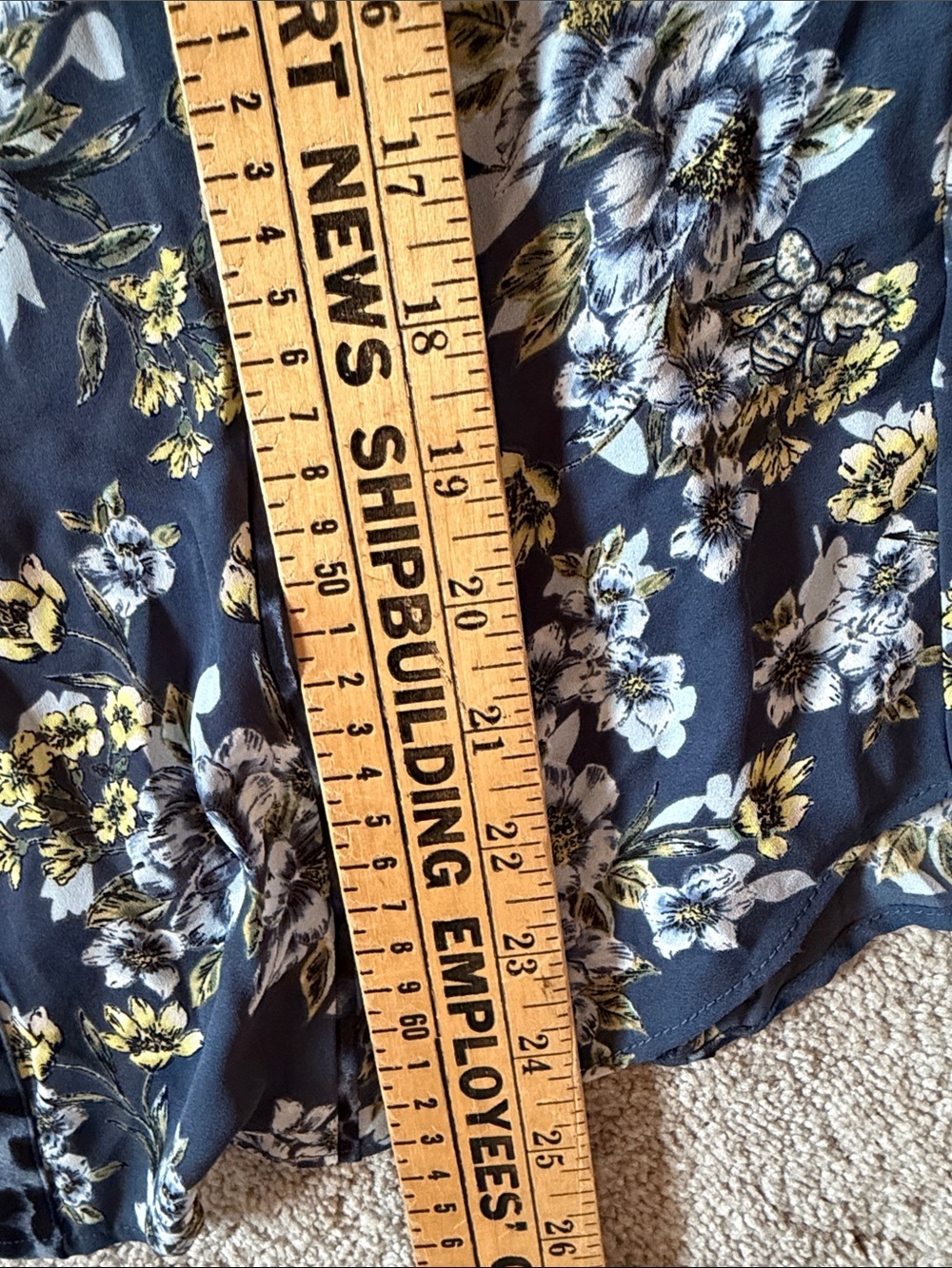 White House Black Market Long-Sleeve Honey Floral Blouse size 8 NWT - Picture 10 of 11